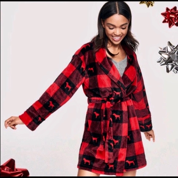 ⛔️ S O L D ⛔️Victorias Secret PINK Plush Robe  M/L - Picture 3 of 5